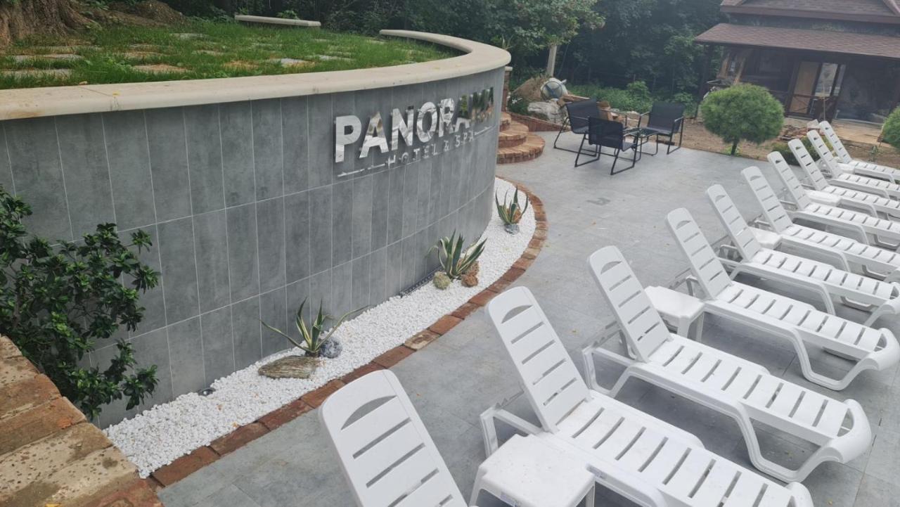 Panorama Hotel & Spa Chernivtsi Exterior foto