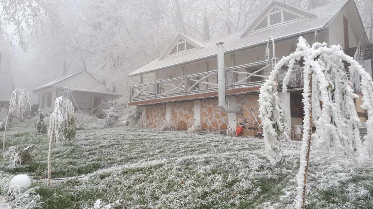 Panorama Hotel & Spa Chernivtsi Exterior foto